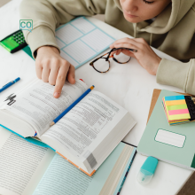  Studeren (studieren) - Verbkonjugation und Übungen